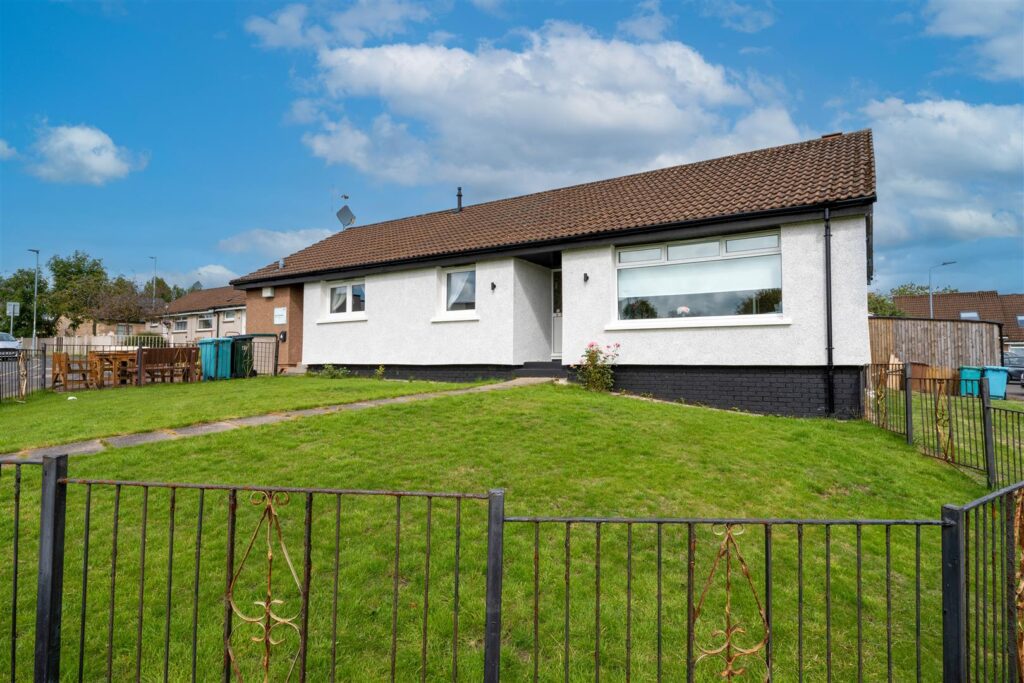 Carey Gardens, Cleland, Motherwell