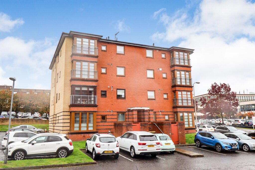 Cairn Court, Motherwell