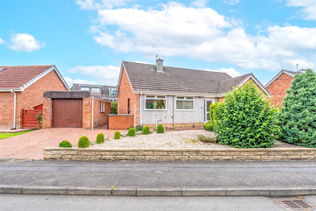 Hillfoot Avenue, Wishaw