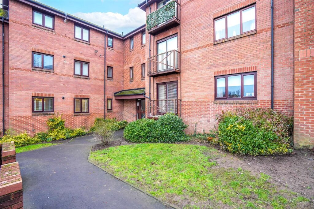 The Mount, Motherwell