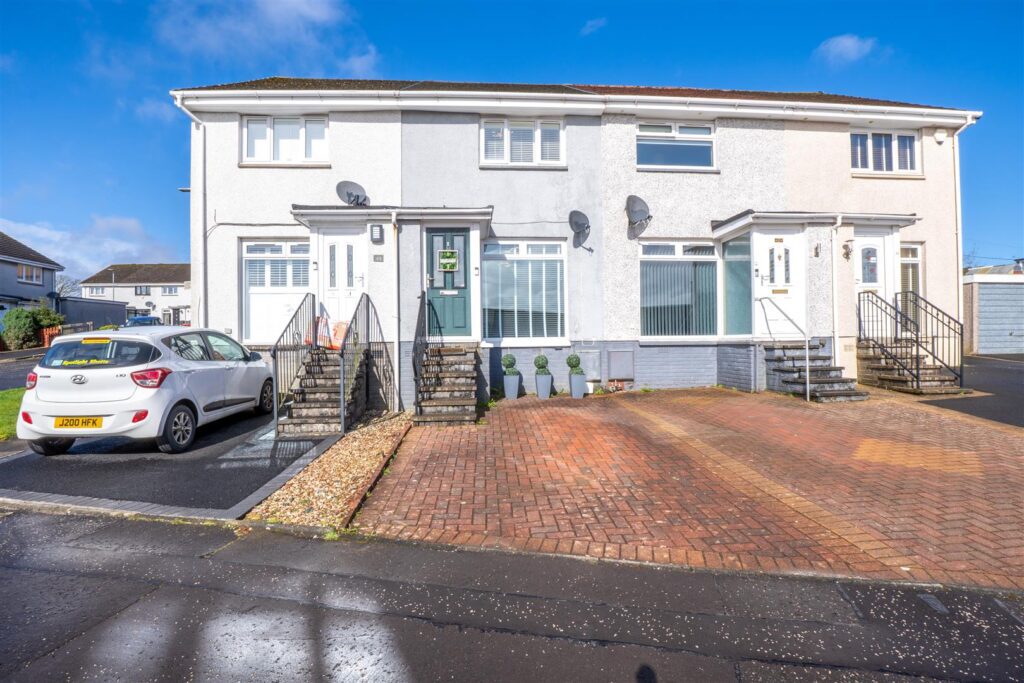 Currieside Avenue, Shotts