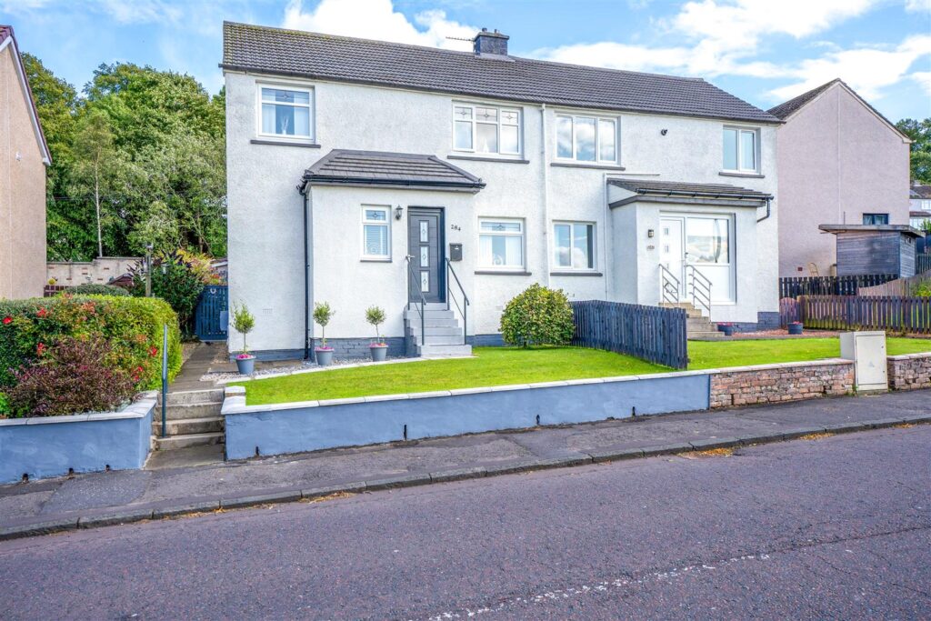 284 North Dryburgh Road