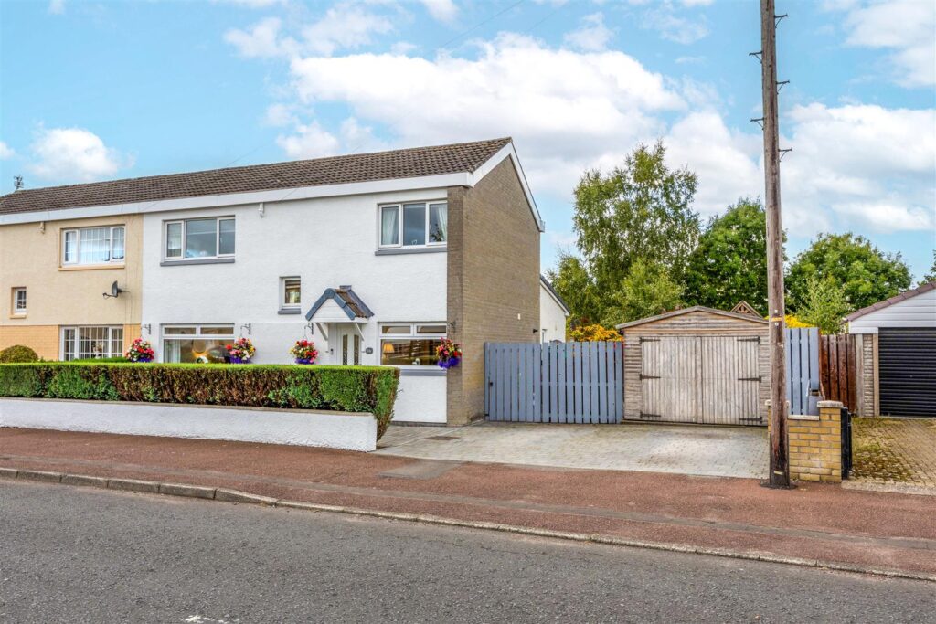 North Lodge Avenue, Motherwell