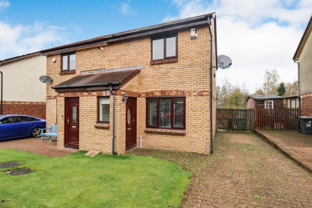 Ballayne Drive, Chryston, Moodiesburn