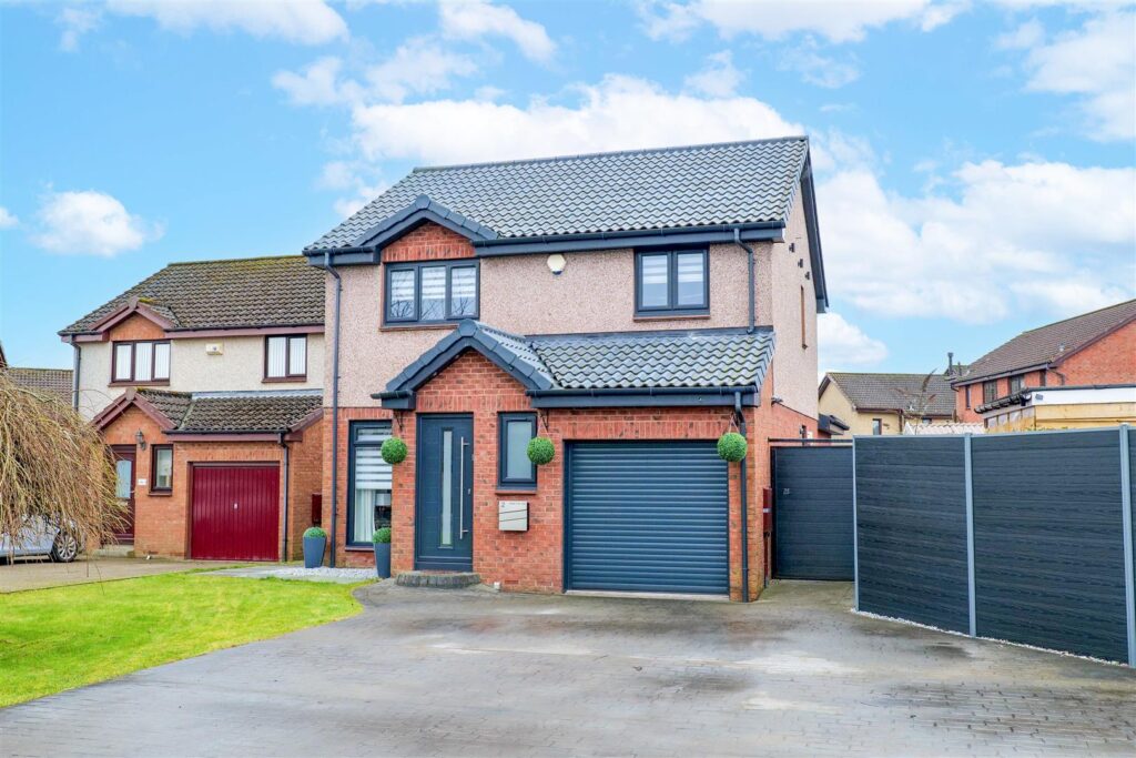 Bailie Fyfe Way, Overtown, Wishaw